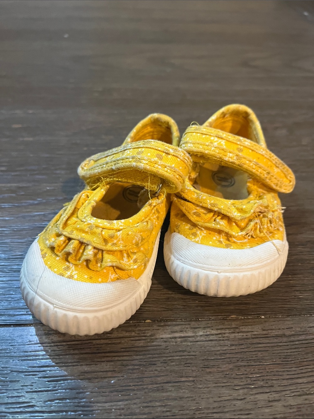 wonder nation Yellow Ruffle Mary Jane Walker Shoes